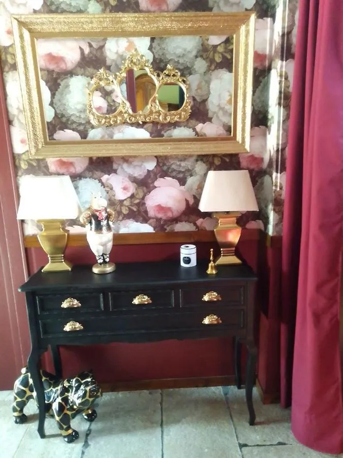 La Menardiere L'Appart' Corseul Bed & Breakfast
