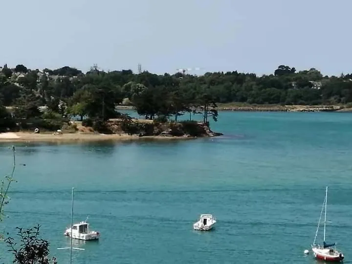 La Menardiere L'Appart' Corseul Bed & Breakfast